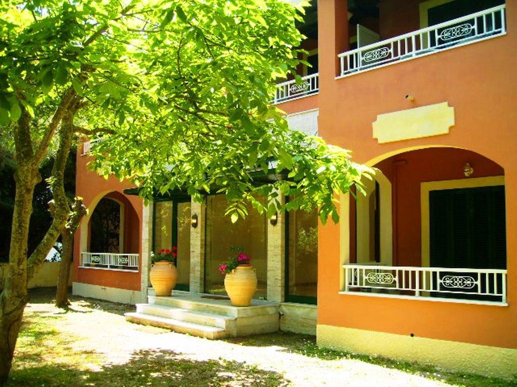 Andreas House Aparthotel Δασιά Εξωτερικό φωτογραφία