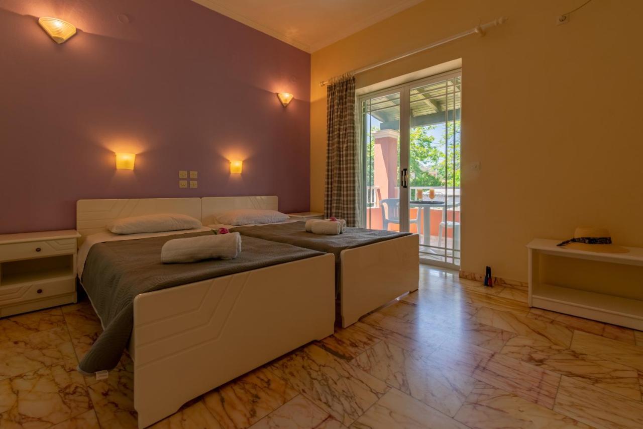 Andreas House Aparthotel Δασιά Εξωτερικό φωτογραφία